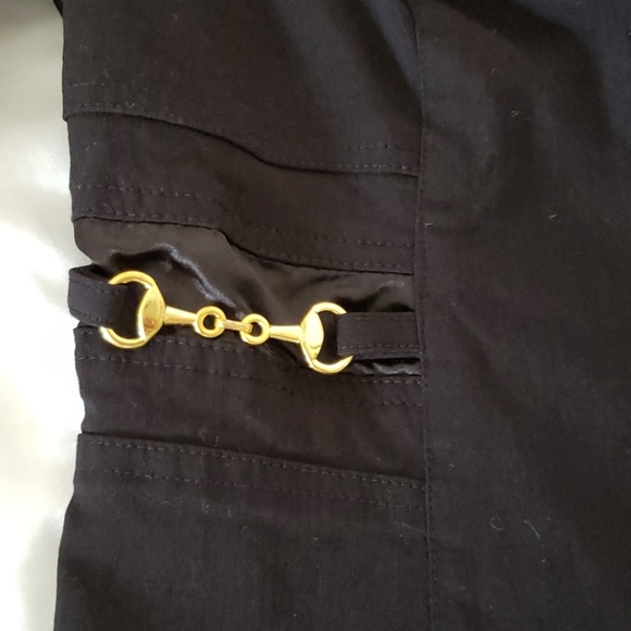 Blazer - Picture 3 of 5